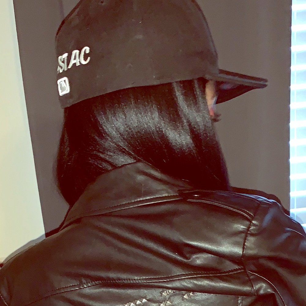 Meet your Posher, Eb